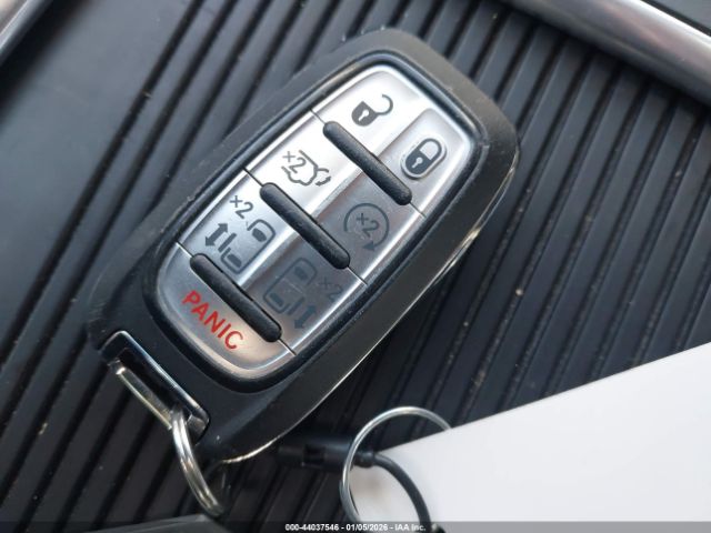 2024 CHRYSLER PACIFICA 2C4RC1BG8RR107069 Photo 10