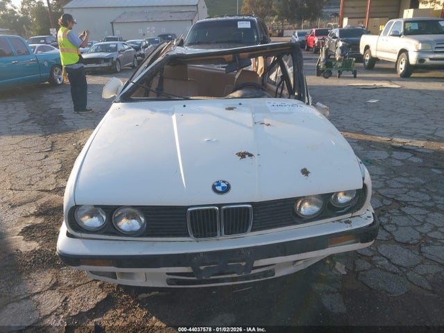 44037578 :رقم المزاد ، WBAAD1313LED12307 vin ، 1990 Bmw 325 I مزاد بيع