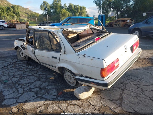 44037578 :رقم المزاد ، WBAAD1313LED12307 vin ، 1990 Bmw 325 I مزاد بيع