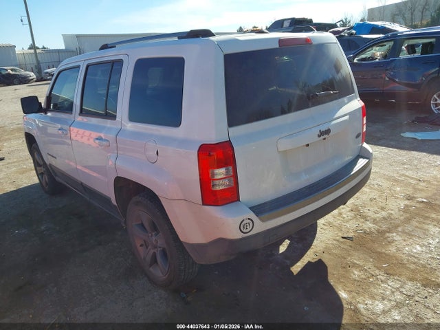 2017 JEEP PATRIOT 1C4NJPBA1HD120928 Photo 2