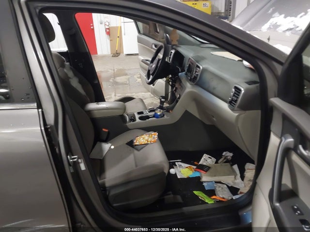 2018 KIA SPORTAGE KNDPM3AC2J7343494 Photo 4