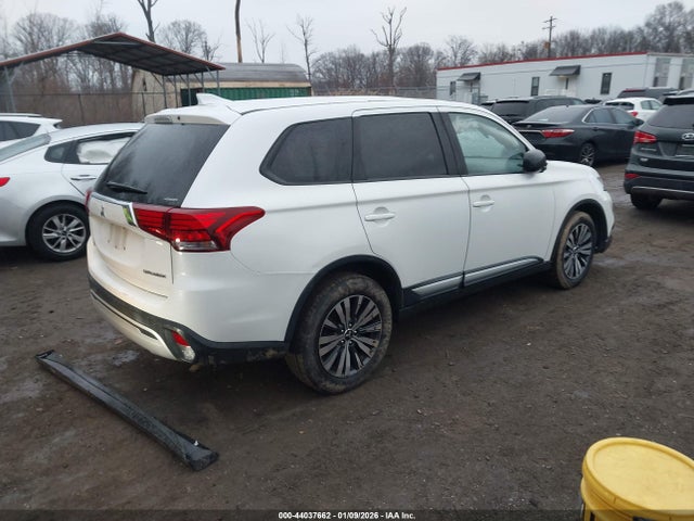 2019 MITSUBISHI OUTLANDER JA4AZ3A37KZ008156 Photo 3