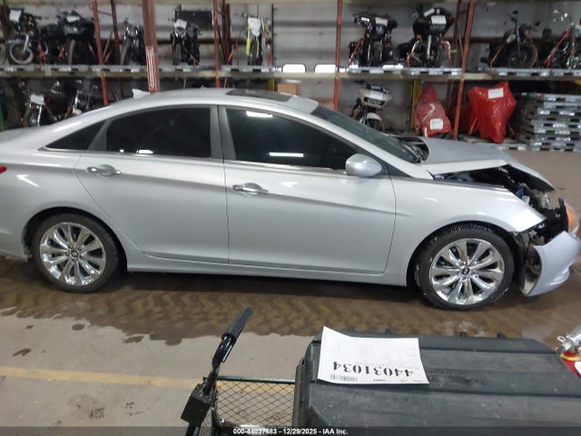 Продажа на аукционе авто 2012 Hyundai Sonata Se 2.0t, vin: 5NPEC4AB7CH365884, номер лота: 44037683