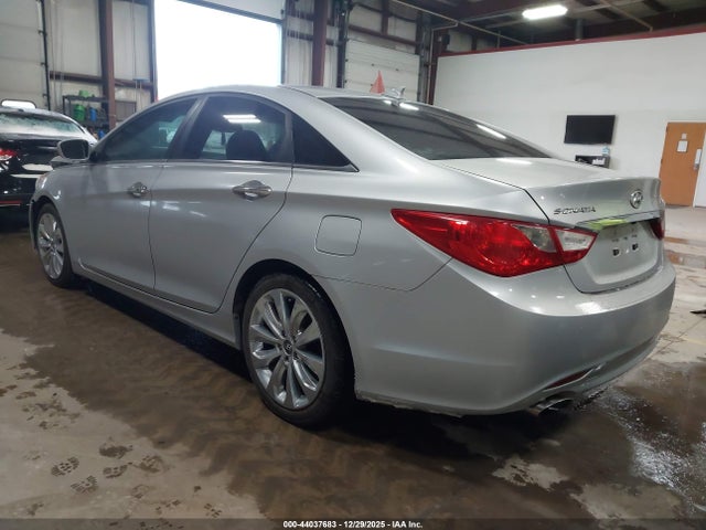 Продажа на аукционе авто 2012 Hyundai Sonata Se 2.0t, vin: 5NPEC4AB7CH365884, номер лота: 44037683