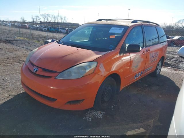 2010 TOYOTA SIENNA 5TDKK4CCXAS302670 Photo 1