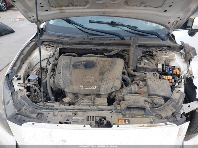 3MZBN1L30JM236732 Mazda Mazda3 Touring