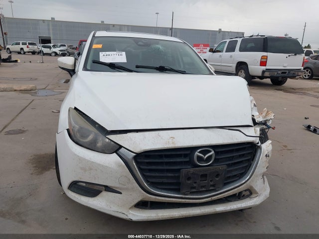 3MZBN1L30JM236732 Mazda Mazda3 Touring