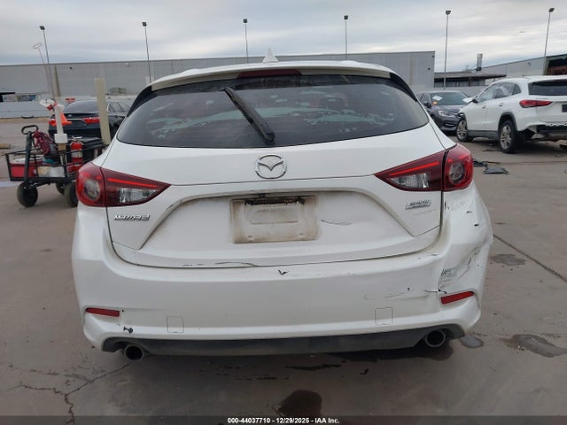 3MZBN1L30JM236732 Mazda Mazda3 Touring