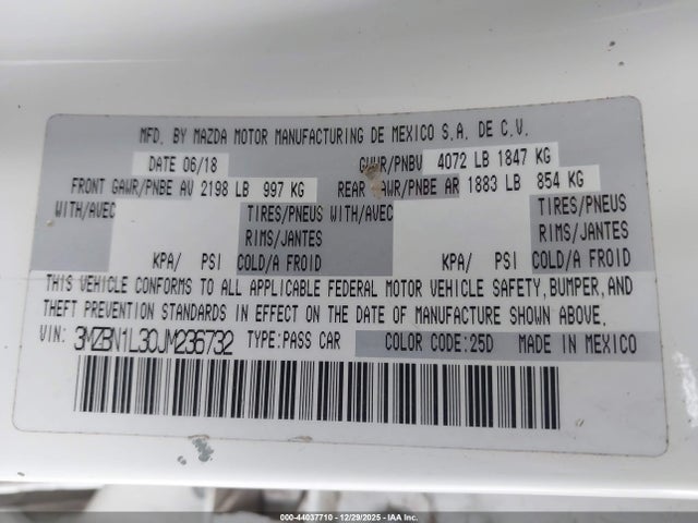 3MZBN1L30JM236732 Mazda Mazda3 Touring