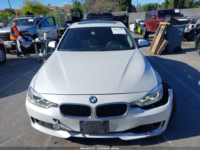 Продажа на аукционе авто 2015 Bmw 328i, vin: WBA3A5G56FNS84672, номер лота: 44037787