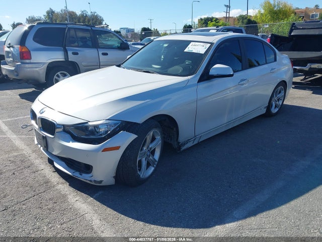 Продажа на аукционе авто 2015 Bmw 328i, vin: WBA3A5G56FNS84672, номер лота: 44037787