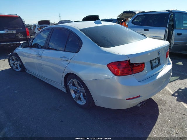 Продажа на аукционе авто 2015 Bmw 328i, vin: WBA3A5G56FNS84672, номер лота: 44037787
