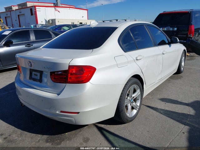 Продажа на аукционе авто 2015 Bmw 328i, vin: WBA3A5G56FNS84672, номер лота: 44037787