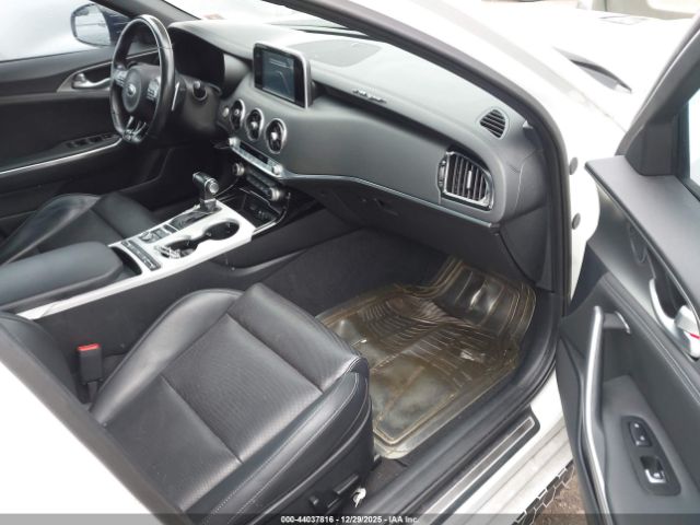 2019 KIA STINGER KNAE35LC3K6068113 Photo 4