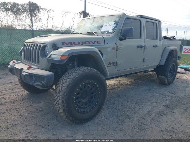 1C6JJTEG9LL209675 Jeep Gladiator Mojave 4x4