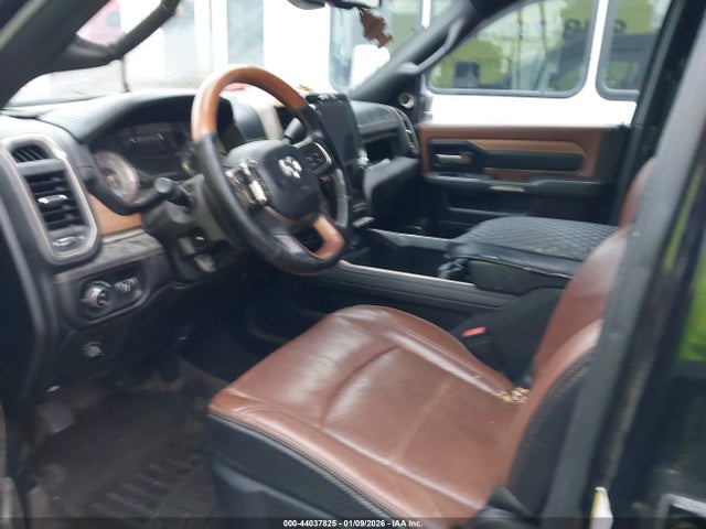 2020 Ram 3500 Laramie Longhorn  4x4 8' Box მანქანა იყიდება აუქციონზე, vin: 3C63RRKL5LG105848, აუქციონის ნომერი: 44037825