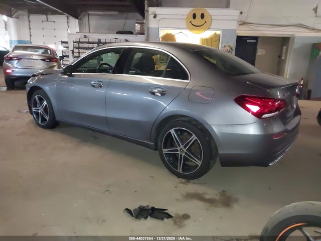 Aukcja sprzedaży 2019 Mercedes-benz A 220 4matic, vin: WDD3G4FB4KW006625, numer aukcji: 44037854
