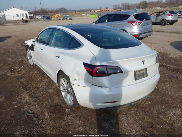 Продаж на аукціоні авто 2020 Tesla Model 3, vin: 5YJ3E1EA2LF738040, номер лоту: 44037866