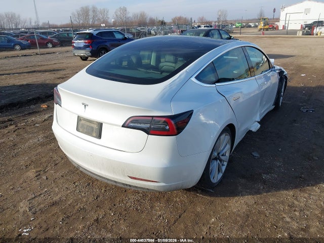 Продаж на аукціоні авто 2020 Tesla Model 3, vin: 5YJ3E1EA2LF738040, номер лоту: 44037866