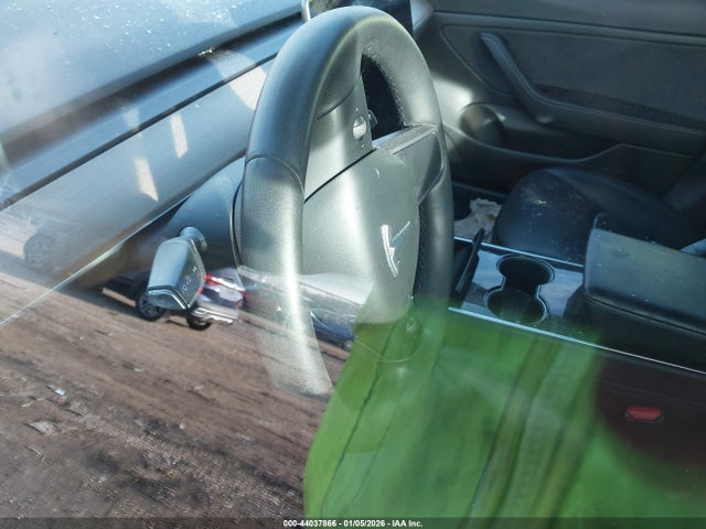 Продаж на аукціоні авто 2020 Tesla Model 3, vin: 5YJ3E1EA2LF738040, номер лоту: 44037866
