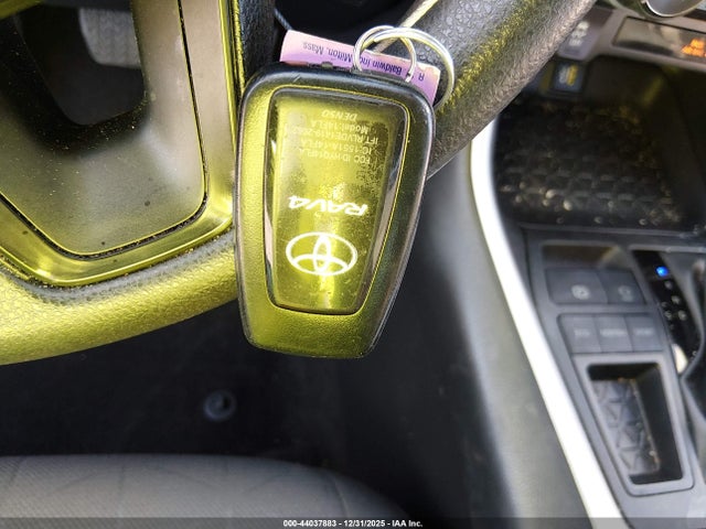 2023 TOYOTA RAV4 2T3W1RFV6PW273223 Photo 10