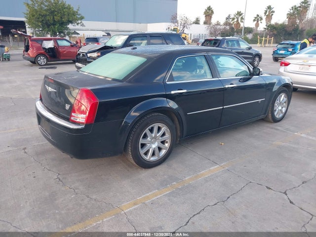 2009 CHRYSLER 300C 2C3LA63T39H525697 Photo 3