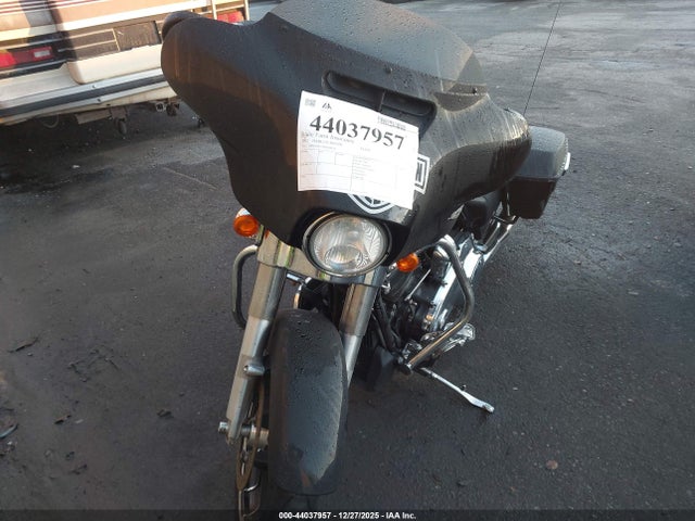 Harley-Davidson FLHX 2023 1HD1KBC15PB678125 Image 5