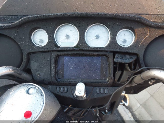 Harley-Davidson FLHX 2023 1HD1KBC15PB678125 Image 7