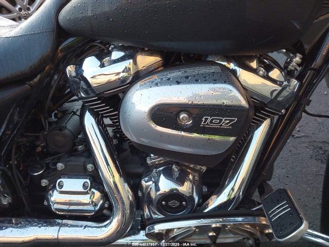 Harley-Davidson FLHX 2023 1HD1KBC15PB678125 Image 8