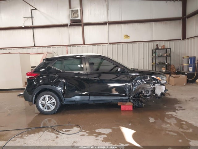 3N1CP5CU8KL542296 Nissan KICKS S