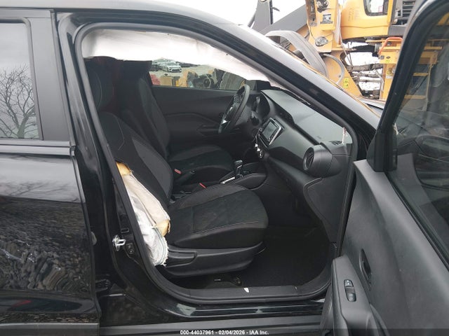 3N1CP5CU8KL542296 Nissan KICKS S