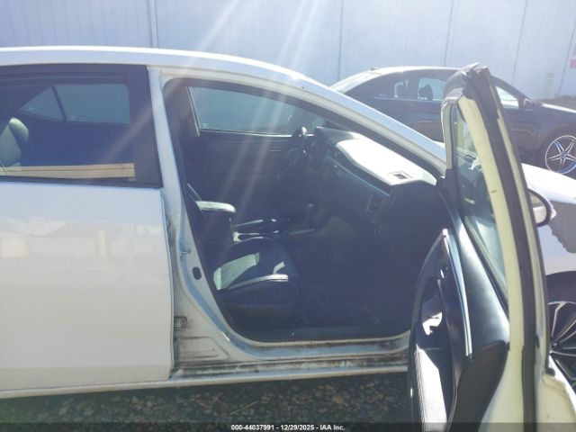 2015 TOYOTA COROLLA 2T1BURHE8FC405152 Photo 4