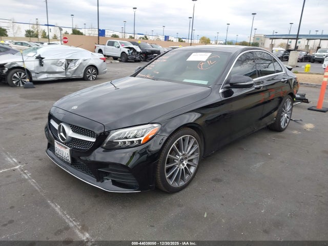 W1KWF8DBXMR615830 Mercedes-Benz C 300 Sedan