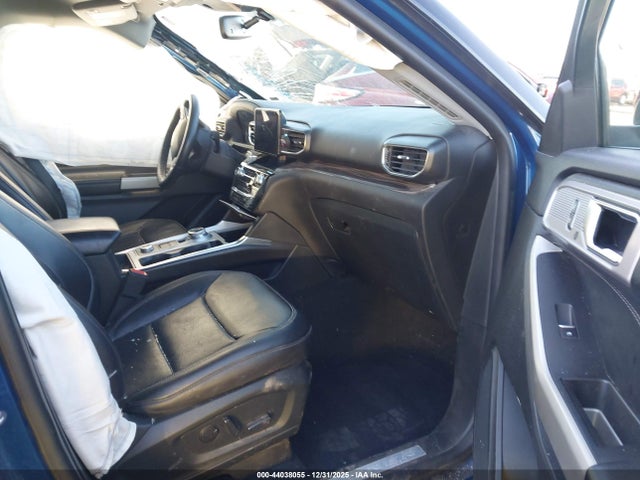 Продажа на аукционе авто 2022 Ford Explorer Limited, vin: 1FMSK8FH8NGA59421, номер лота: 44038055