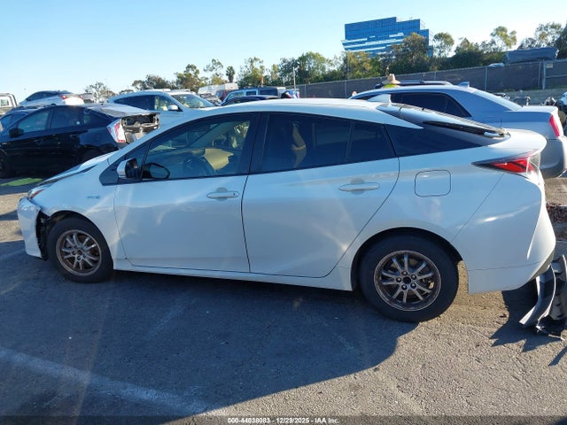 JTDKBRFUXG3004485 Toyota Prius Two
