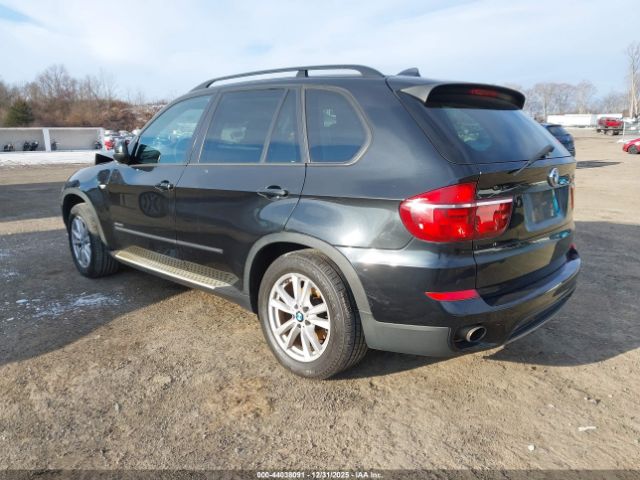2013 BMW X5 5UXZV4C56D0B03969 Photo 2