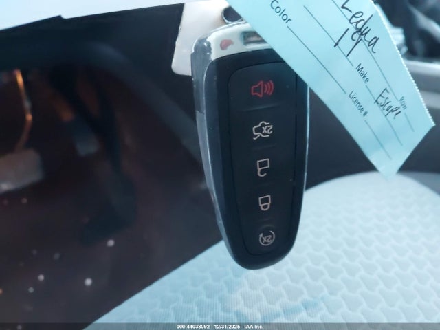 1FMCU9GD1KUA64599 Ford ESCAPE SE
