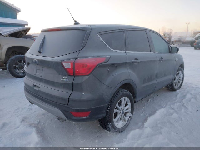 1FMCU9GD1KUA64599 Ford ESCAPE SE