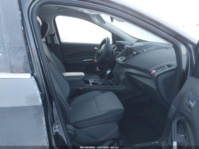 1FMCU9GD1KUA64599 Ford ESCAPE SE