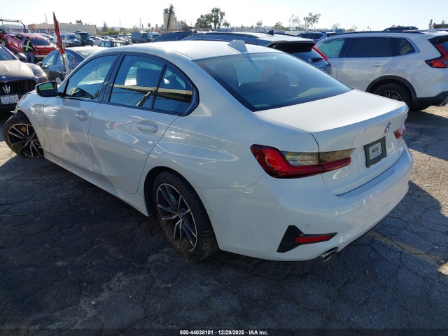 3MW5R1J09N8C45616 BMW 330I