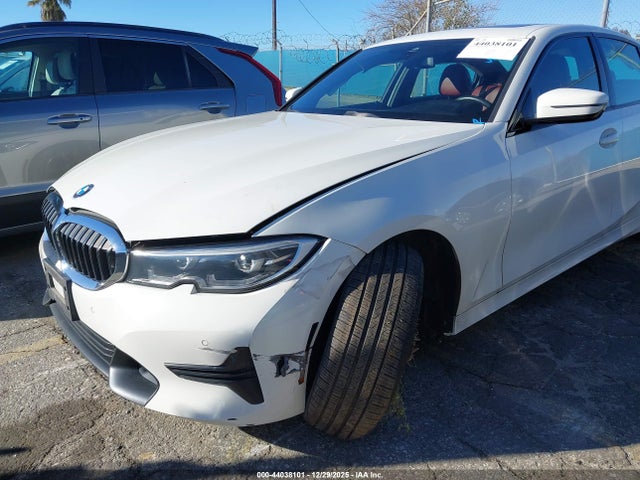 3MW5R1J09N8C45616 BMW 330I