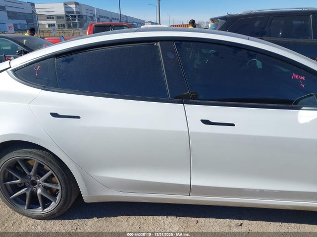 Tesla Model 3 Standard Range Plus Rear-wheel Drive 2021 5YJ3E1EA0MF871428 Image 14