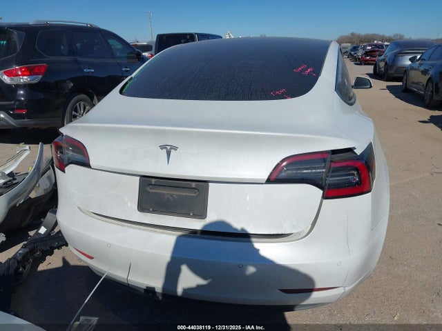 Tesla Model 3 Standard Range Plus Rear-wheel Drive 2021 5YJ3E1EA0MF871428 Image 17