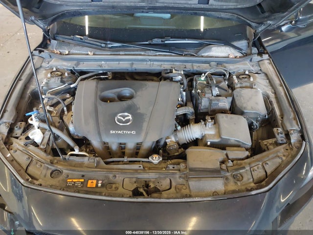 JM1BPAKL6M1338617 Mazda Mazda3 Select