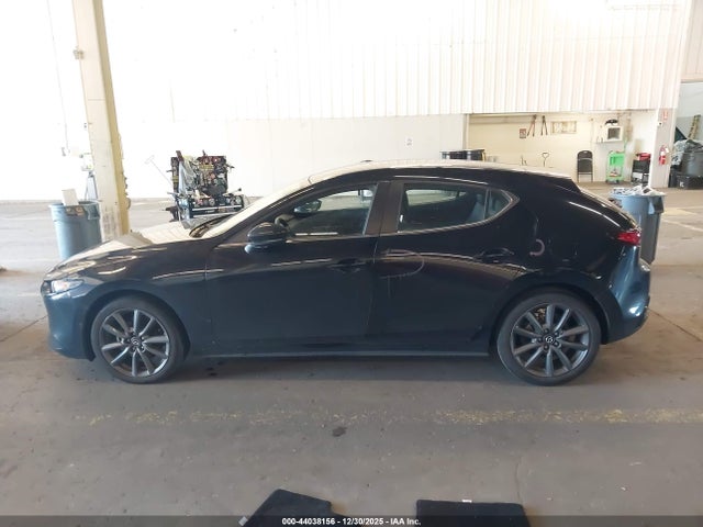 JM1BPAKL6M1338617 Mazda Mazda3 Select