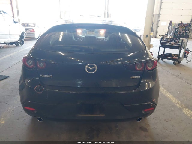 JM1BPAKL6M1338617 Mazda Mazda3 Select