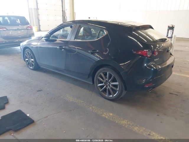 JM1BPAKL6M1338617 Mazda Mazda3 Select