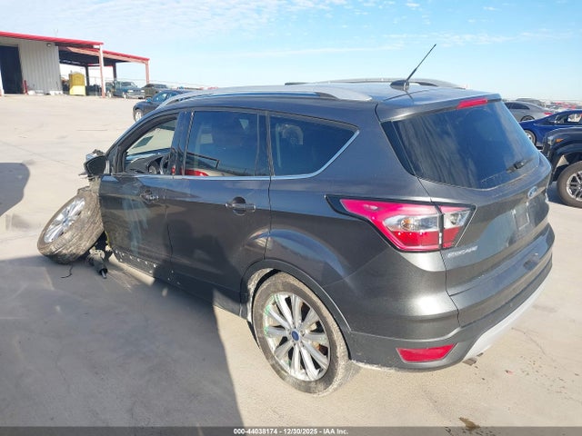 Ford Escape Titanium 2017 1FMCU0J96HUC13727 Image 3