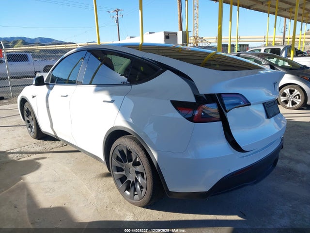 5YJYGDEEXMF213412 Tesla Model Y Long Range Dual Motor All-wheel Drive