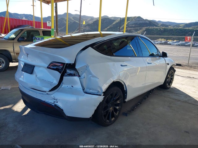 5YJYGDEEXMF213412 Tesla Model Y Long Range Dual Motor All-wheel Drive